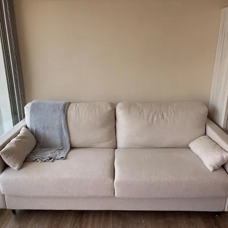 Balcon, Calme, Proche Lägenhet *